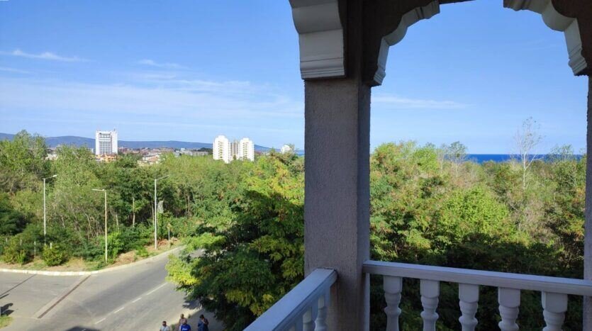 Nessebar: 3-Zimmer-Wohnung mit Meerblick nur 200m zum Strand in Nessebar entfernt 